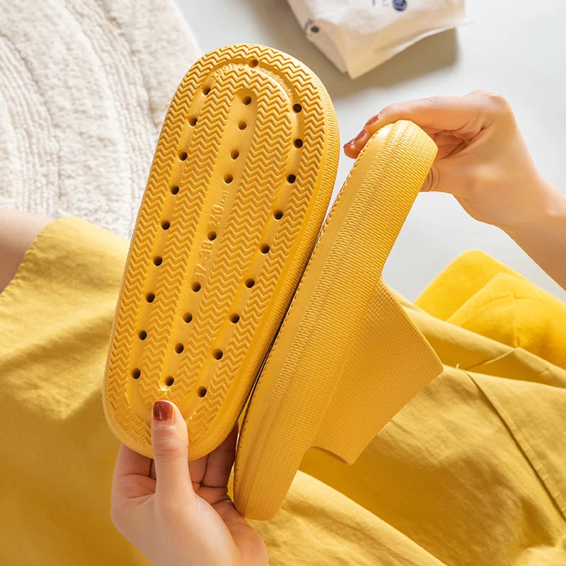 Women Thick Platform Cloud Slippers