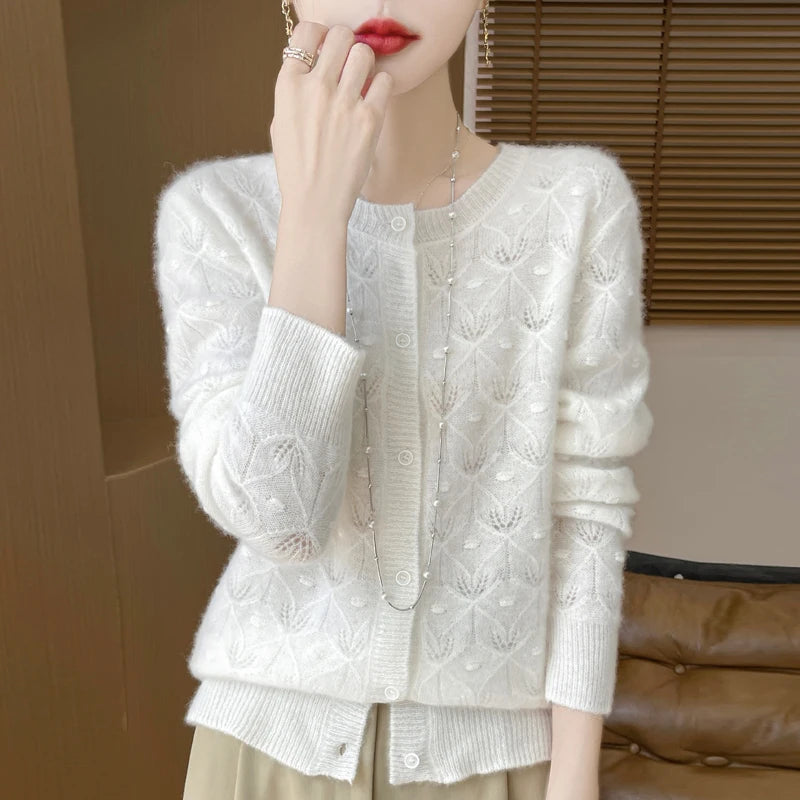 Round Neck Hollowed Out 100 Wool Knitted Cardigan