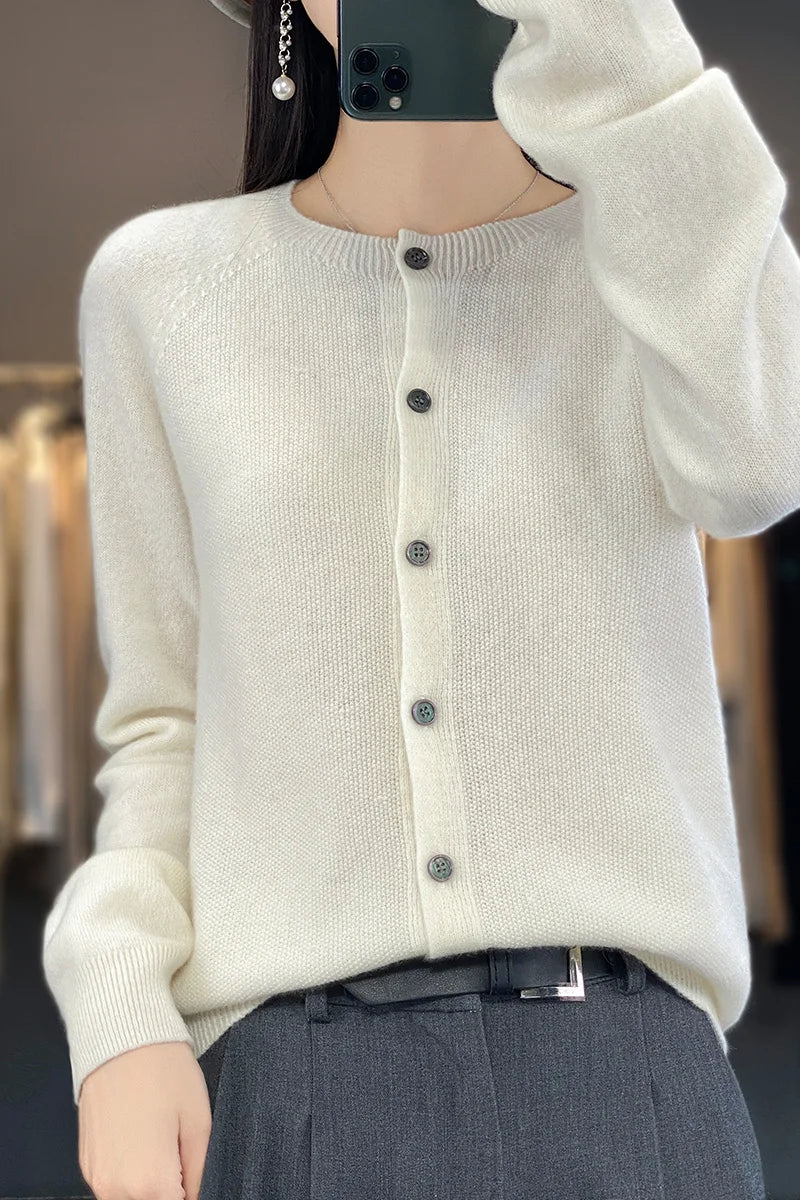 Cardigan Sweater O-Neck Button 100% Merino Wool