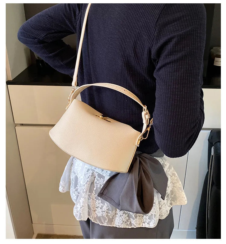 Niche Brand Women's Fashion Handbag Soft Versatile