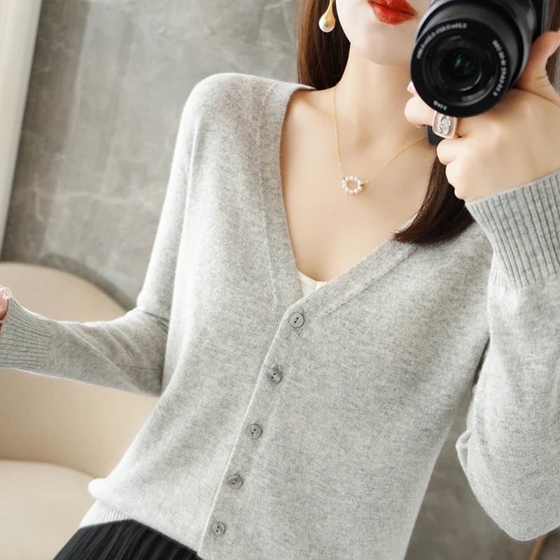 V-Neck Temperament Small Fragrant Wind Loose Sweater Sweater