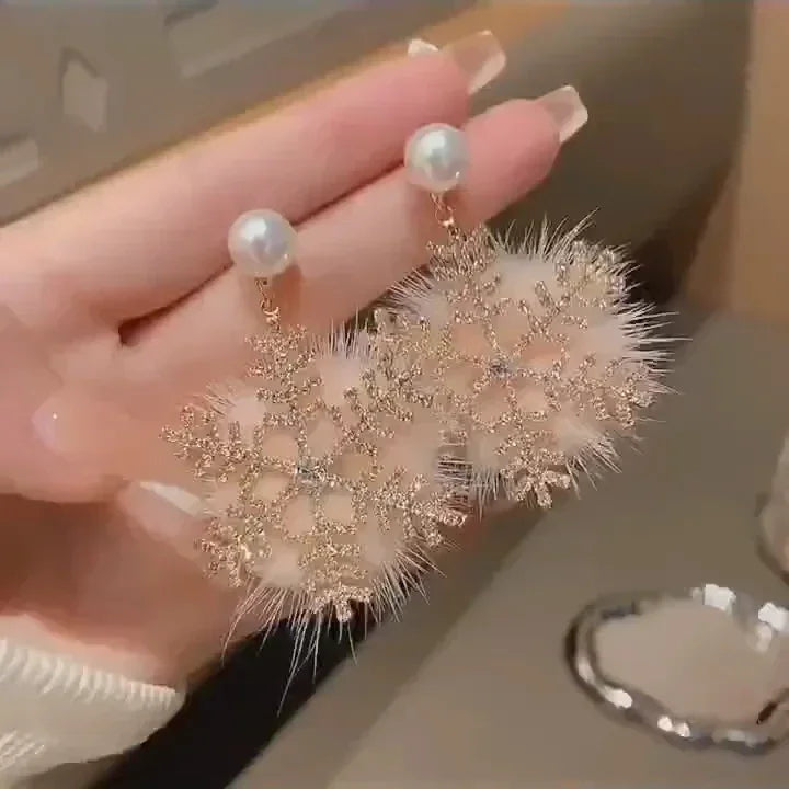 2025 New Christmas Snowflake Plush Dangle Earrings