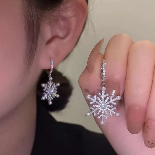 Sparking Snowflake Earrings