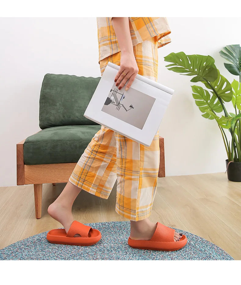 Women Thick Platform Cloud Slippers