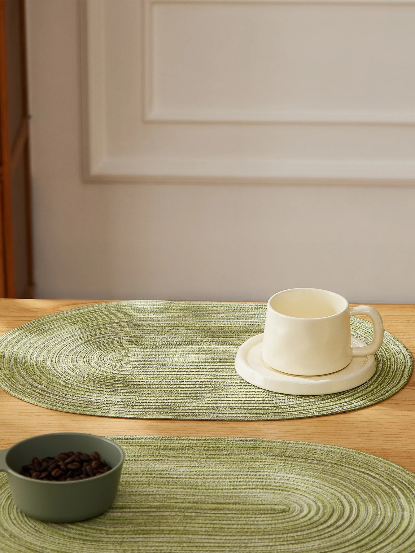 Placemats Set of 4,Heat resistant pad,Place Mat Washable Table Mats