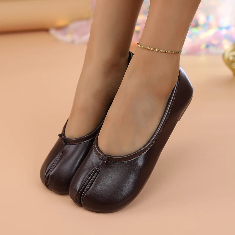 2025 Women's Leather Toe Separator Loafers Flat