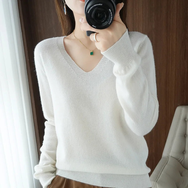 New Cashmere Women's V-neck Pullover