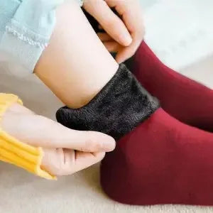 Short Cashmere Socks