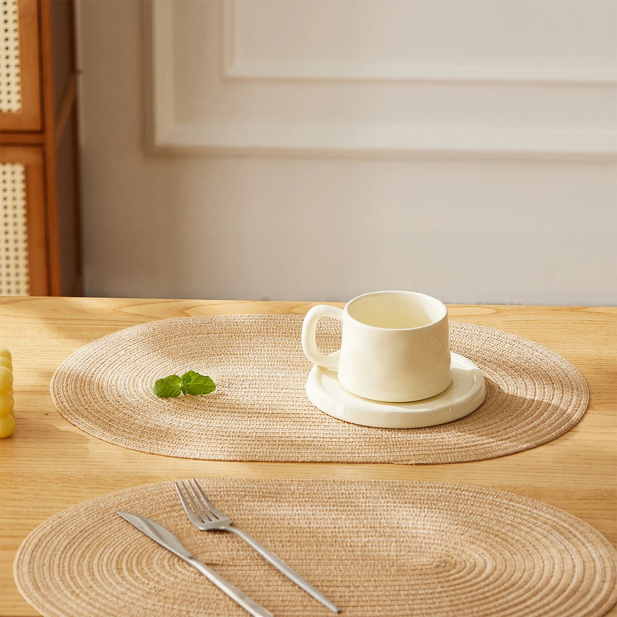 Placemats Set of 4,Heat resistant pad,Place Mat Washable Table Mats