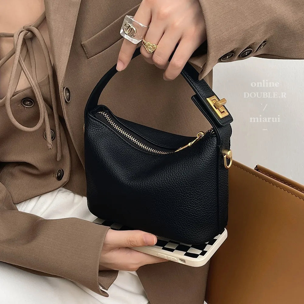 Simple and retro handbag, crossbody bag, soft leather small square bag