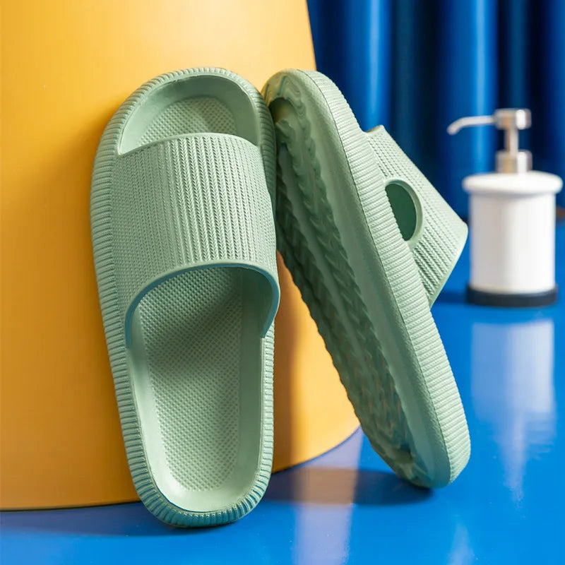 Women Thick Platform Cloud Slippers