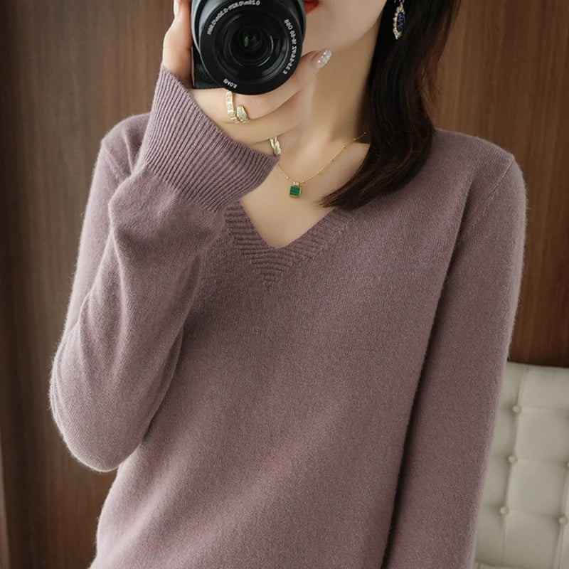 New Cashmere Women's V-neck Pullover