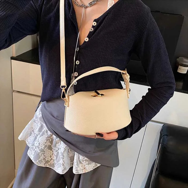 Niche Brand Women's Fashion Handbag Soft Versatile
