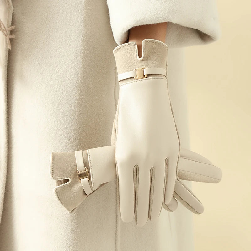 1 Pair of Gloves for Women in Winter Fleece-Lined