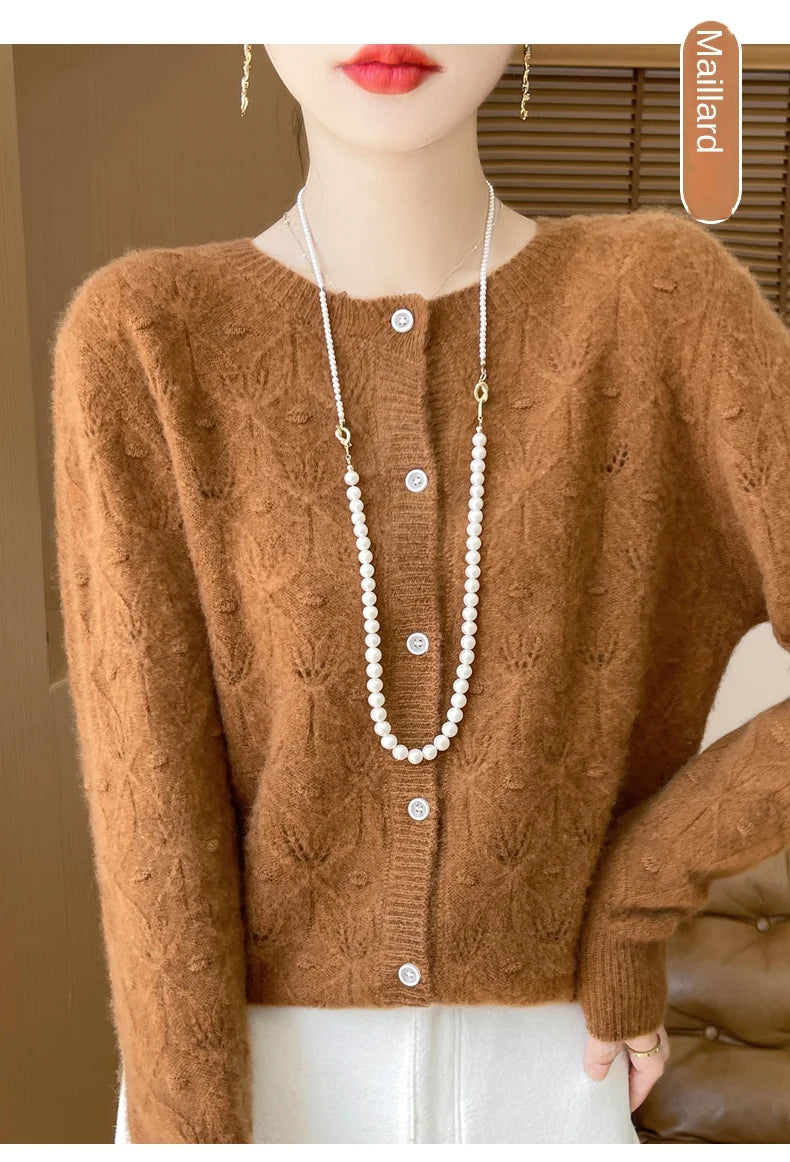 Round Neck Hollowed Out 100 Wool Knitted Cardigan