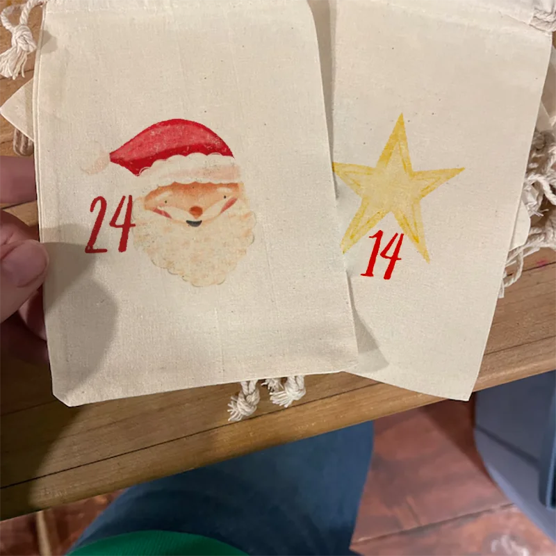 25pcs 13x18cm Advent Calendar gift Bags Winter Christmas 25 Iron-on Transfers Bags Christmas Decorations gift for kids party