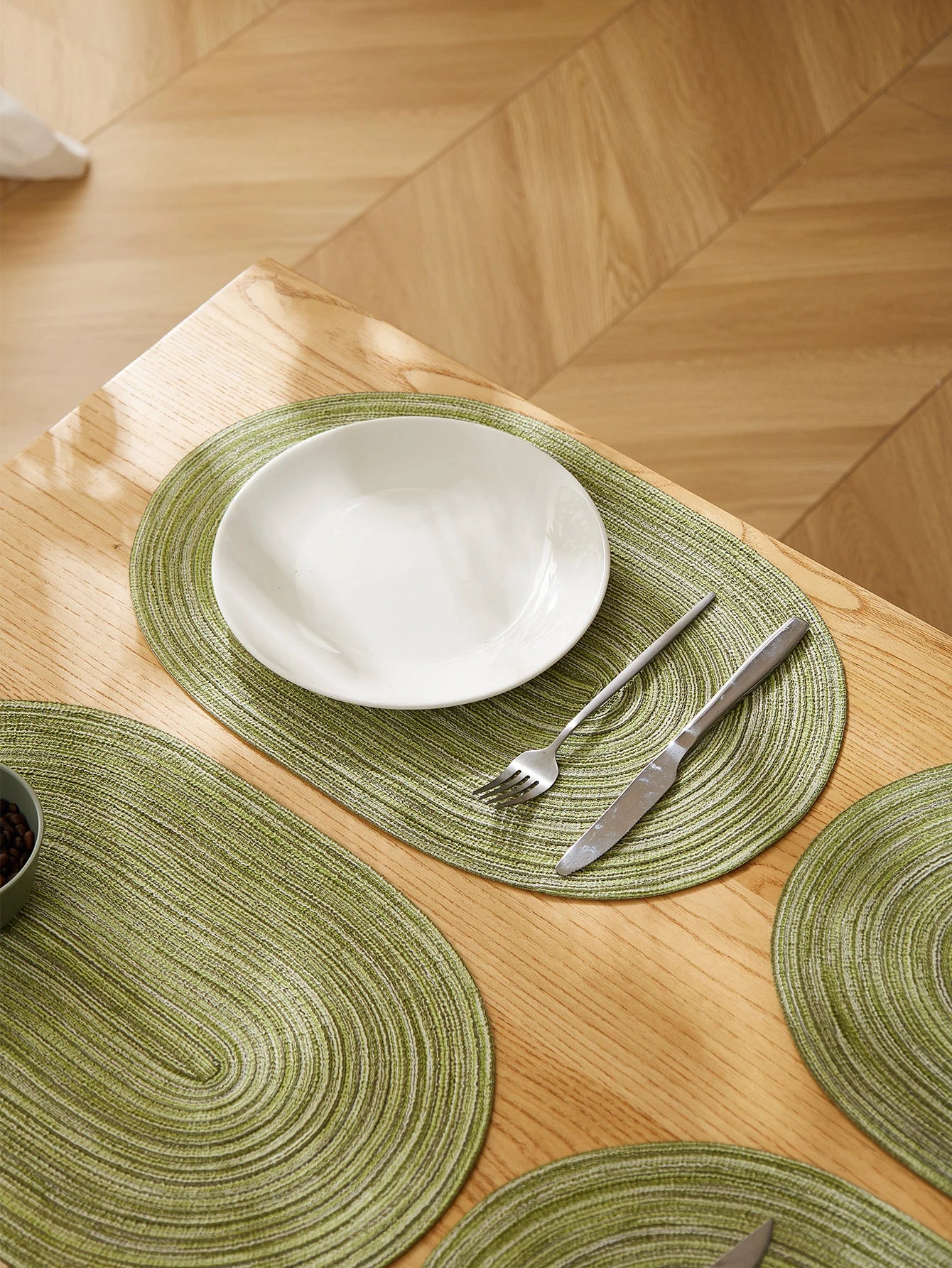 Placemats Set of 4,Heat resistant pad,Place Mat Washable Table Mats