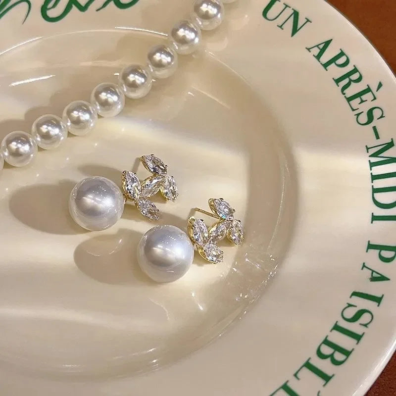 Double C Pearl Earrings Women's Luxury Unique Drop Earrings