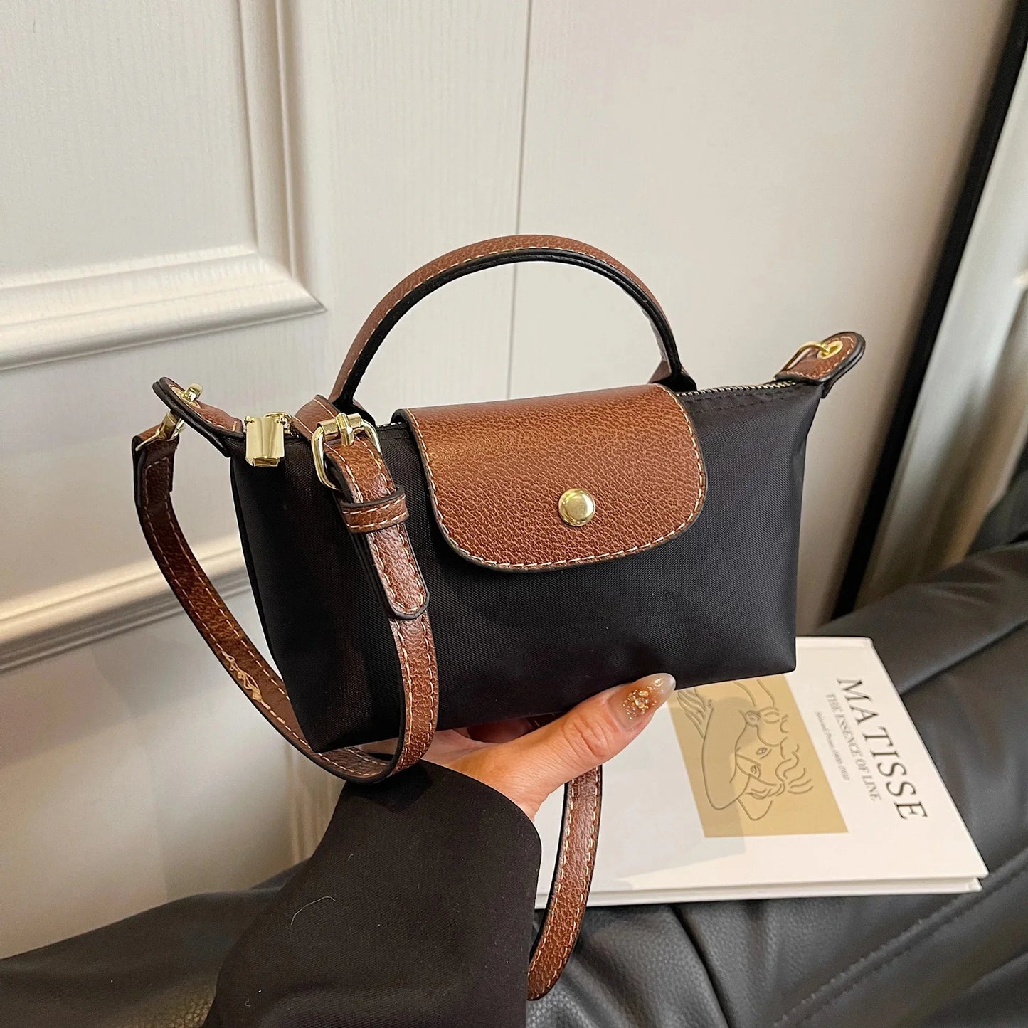 Retro Fashion Nylon Dumpling Bag