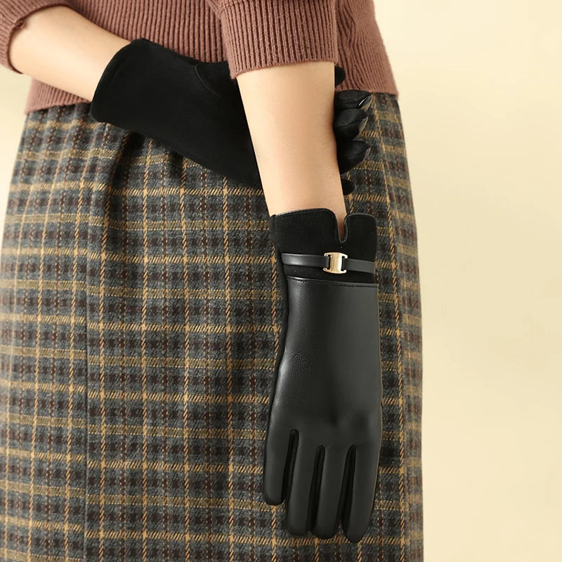1 Pair of Gloves for Women in Winter Fleece-Lined