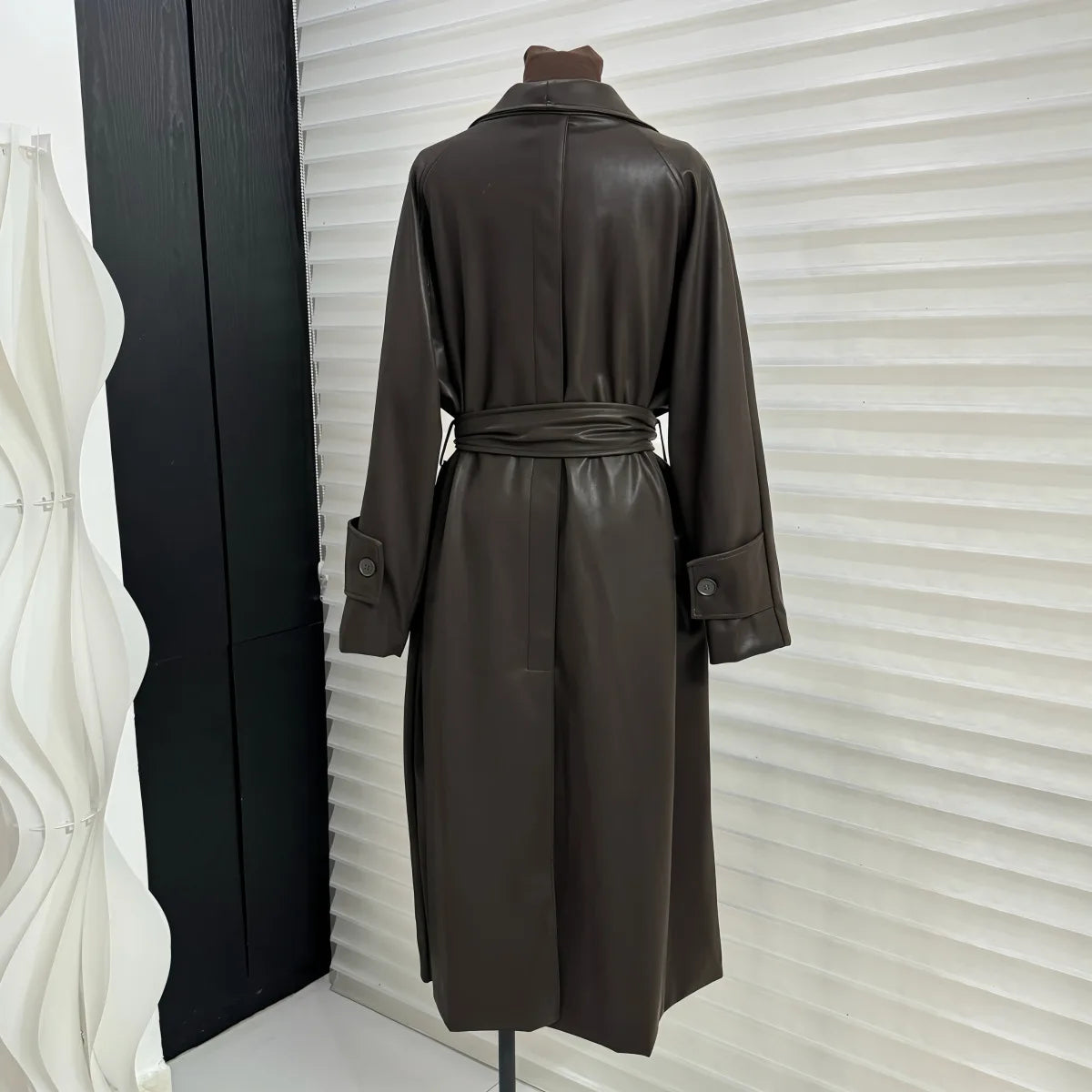 French temperament large lapel collar medium and long leather jacket