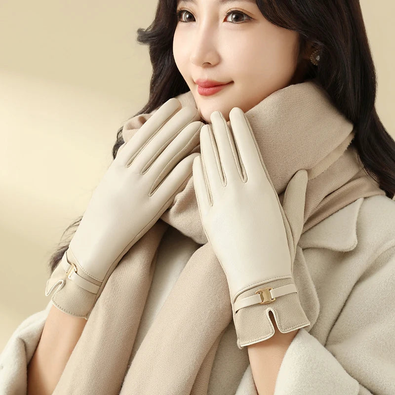 1 Pair of Gloves for Women in Winter Fleece-Lined