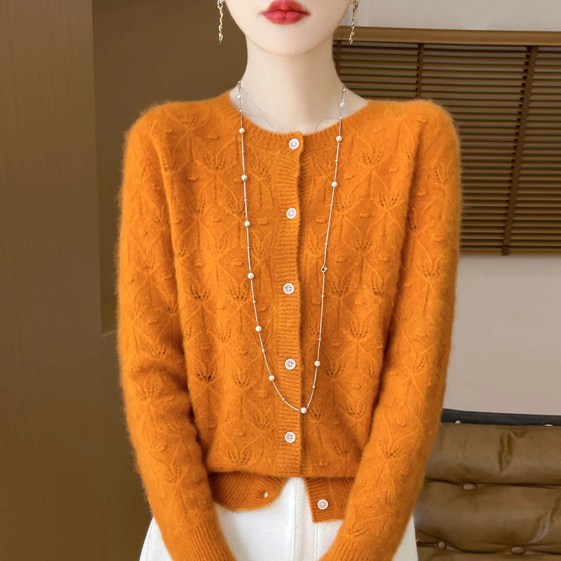 Round Neck Hollowed Out 100 Wool Knitted Cardigan