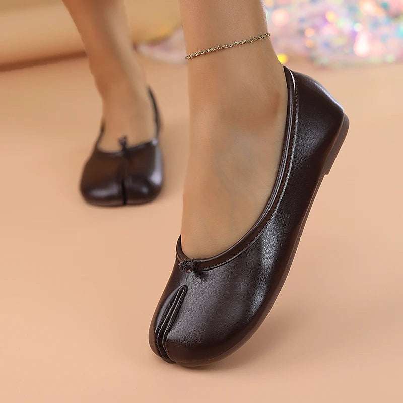 2025 Women's Leather Toe Separator Loafers Flat