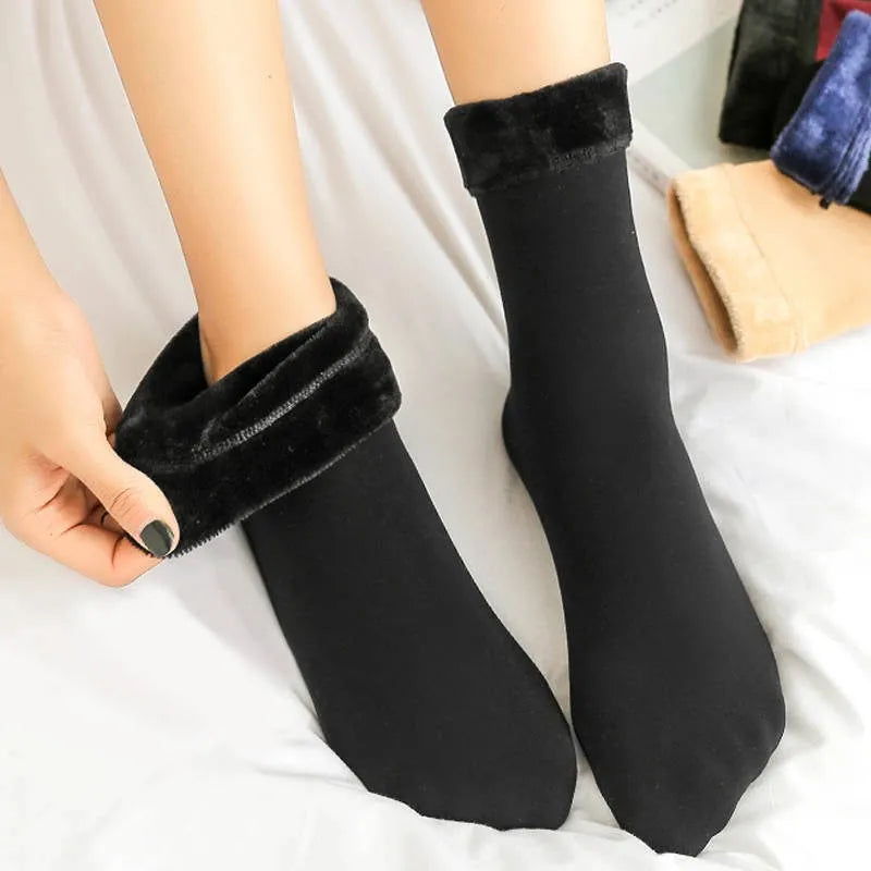Short Cashmere Socks