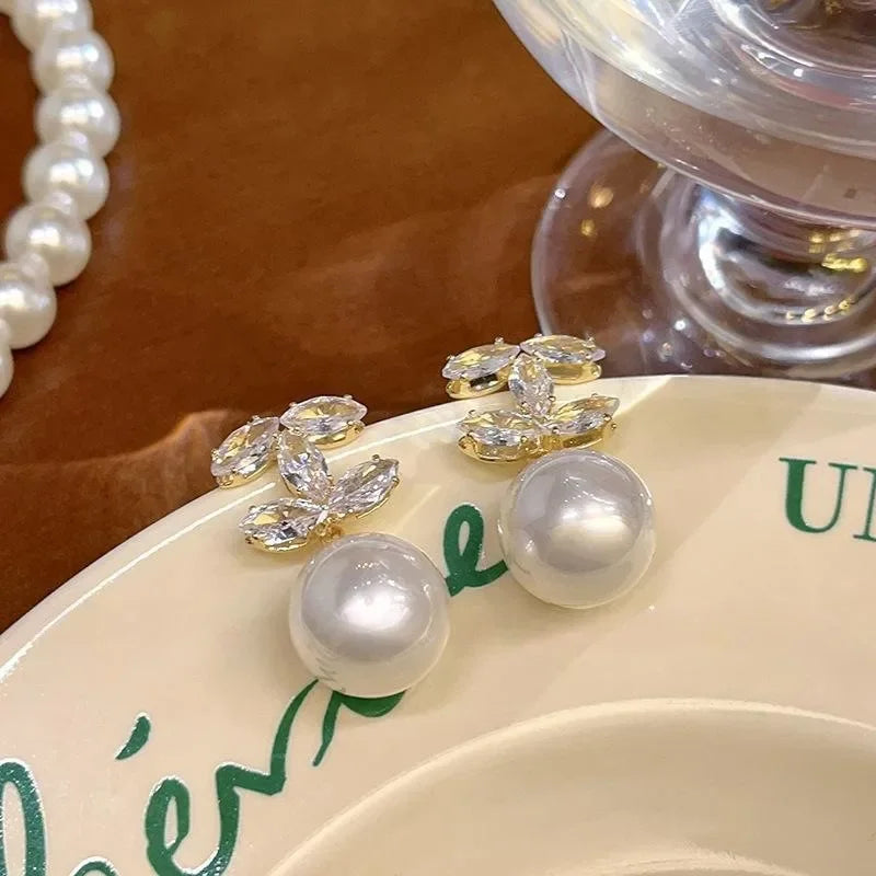 Double C Pearl Earrings Women's Luxury Unique Drop Earrings